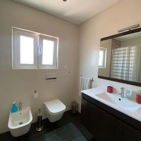 Pensión Arthouse Surf Ericeira